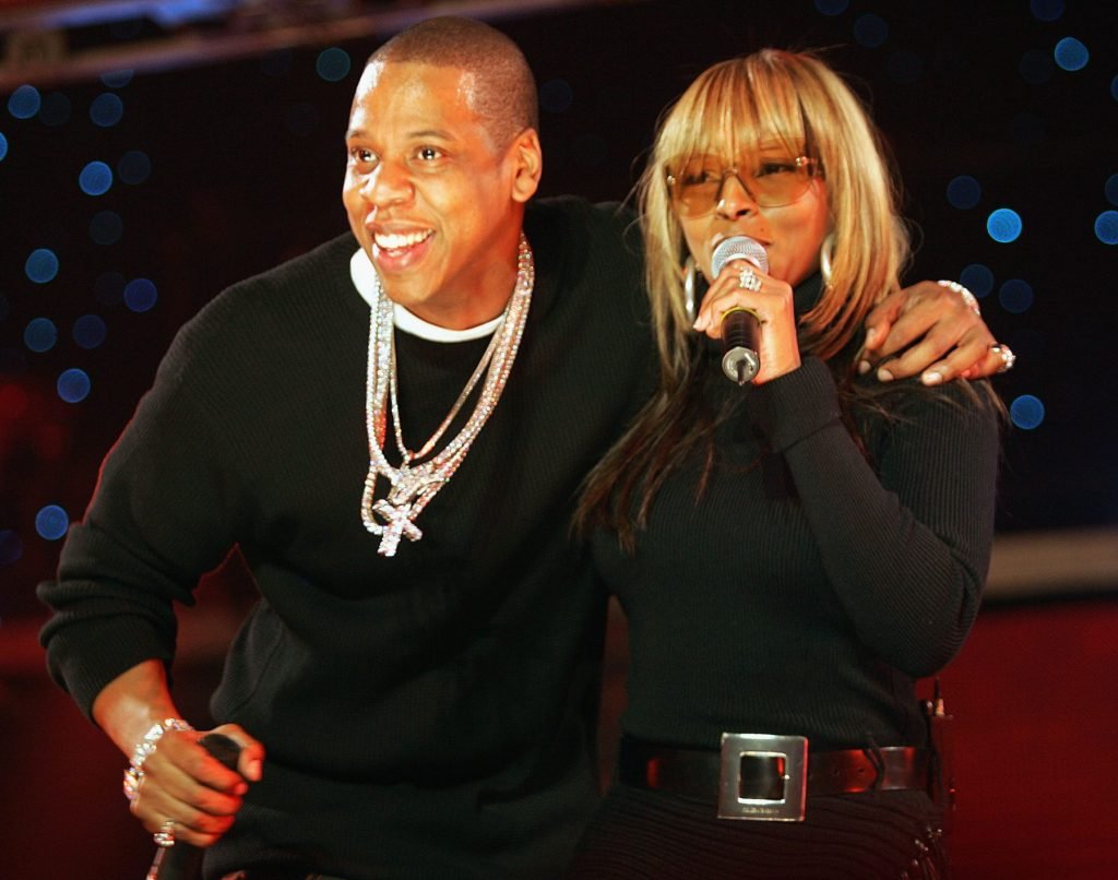 Mary J. Blige performs with Jay-Z on his "Best of Both Worlds" tour with R. Kelly, October 29, 20...