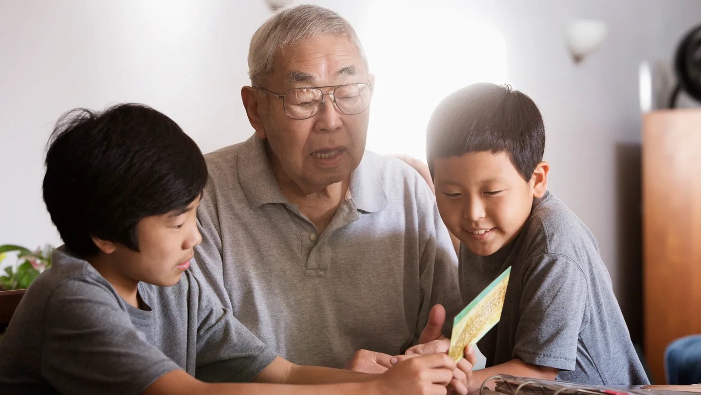 Decades of research has shown that describing past experiences get harder with age. But older adu...