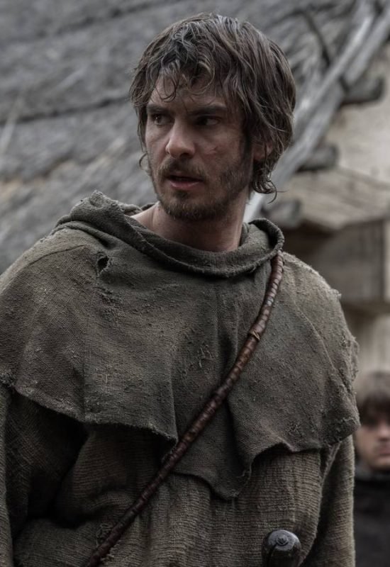 Andrew Garfield's Robin Hood dressed in medieval clothes
