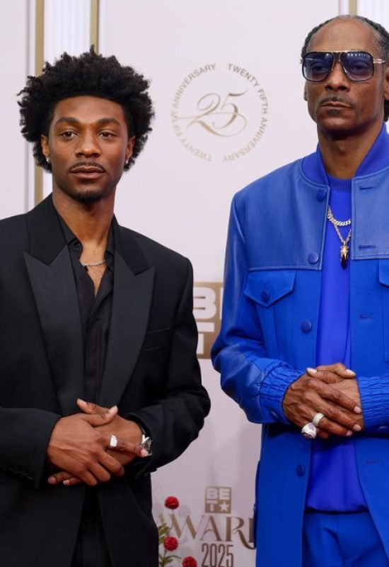 (L-R) Jonathan Daviss, and Snoop Dogg arrive at the 2025 BET Awards at Peacock Theater on June 09...